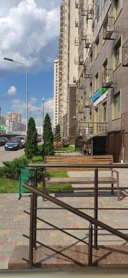 Апартаменти 30 Pearl On Saharova Street Liski  Екстер'єр фото